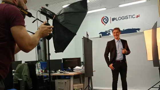 Jacek Pytka, prezes IPL Polska, podczas sesji zdjęciowej w siedzibie firmy w Białej Podlaskiej
